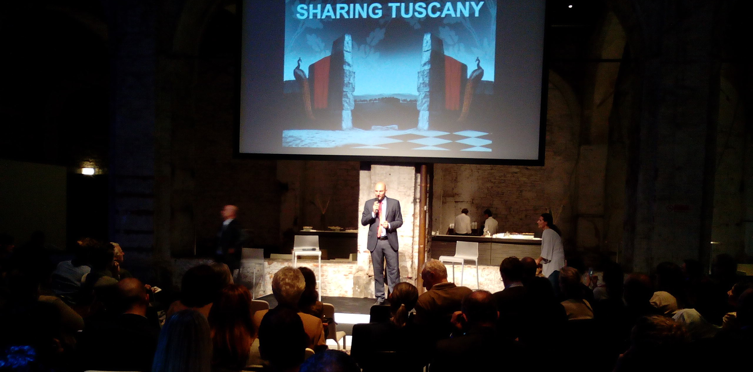 Sharing Tuscany