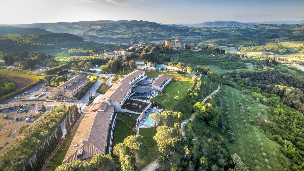 Inaugurato Il Castelfalfi: è il primo hotel 5 stelle di TUI